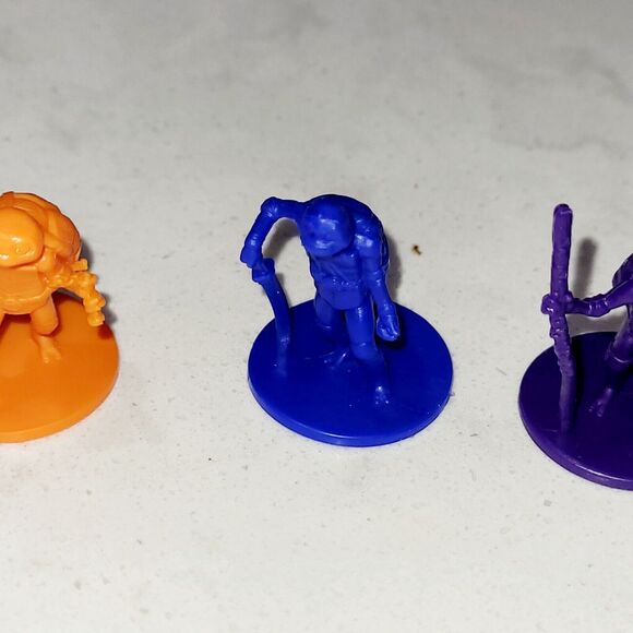 TMNT Monopoly Mutant Mayhem Replacement Movers & Cards & Pizza Pieces - Picture 7 of 9